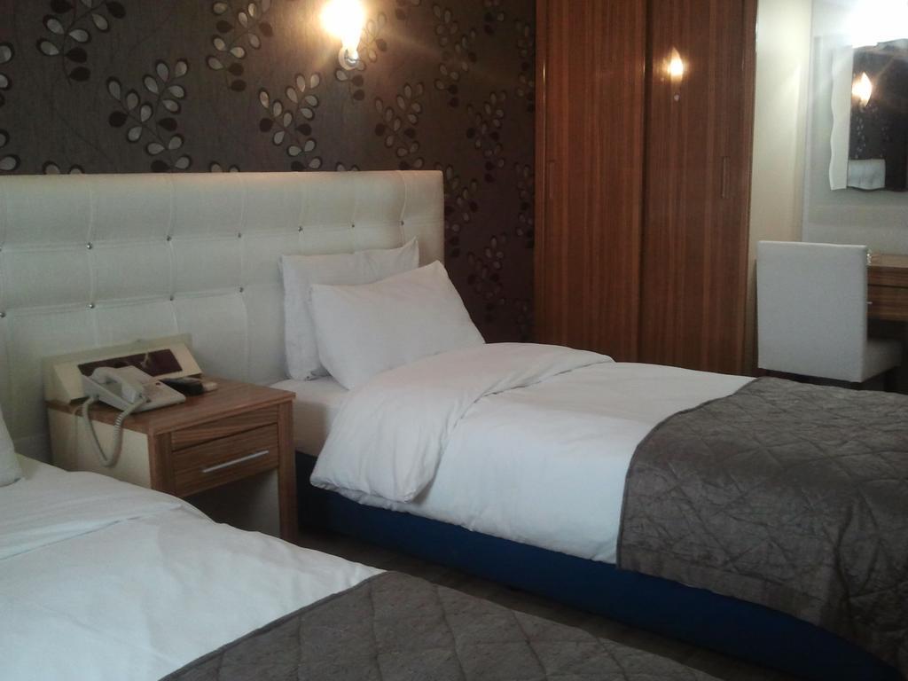 Hotel Kocaman İzmir Rom bilde