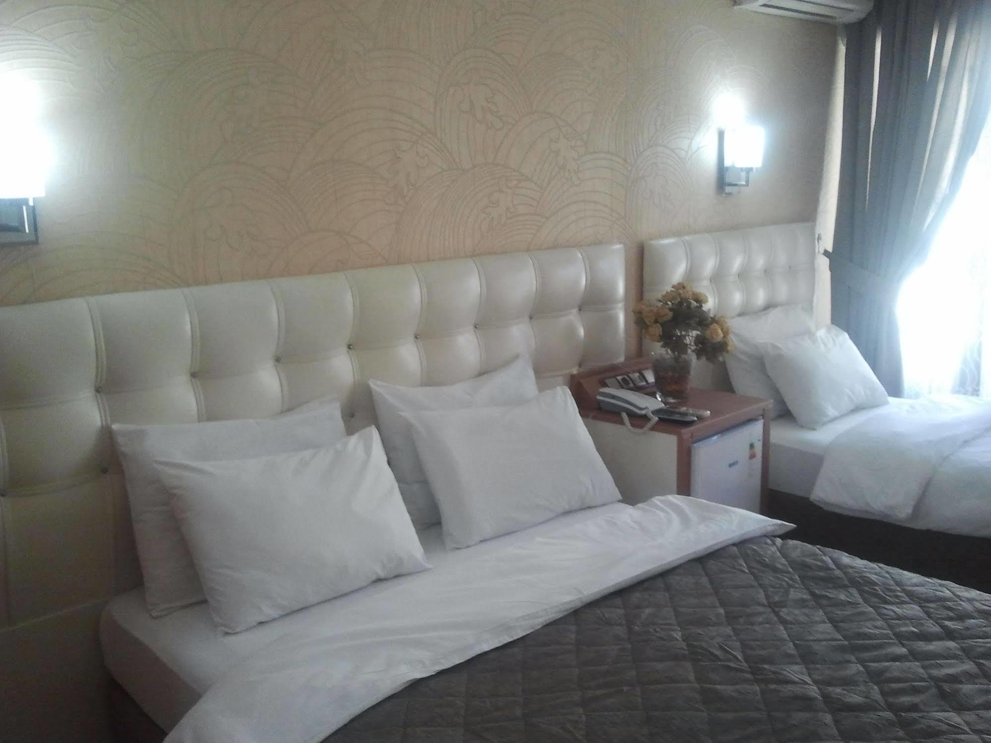 Hotel Kocaman İzmir Eksteriør bilde