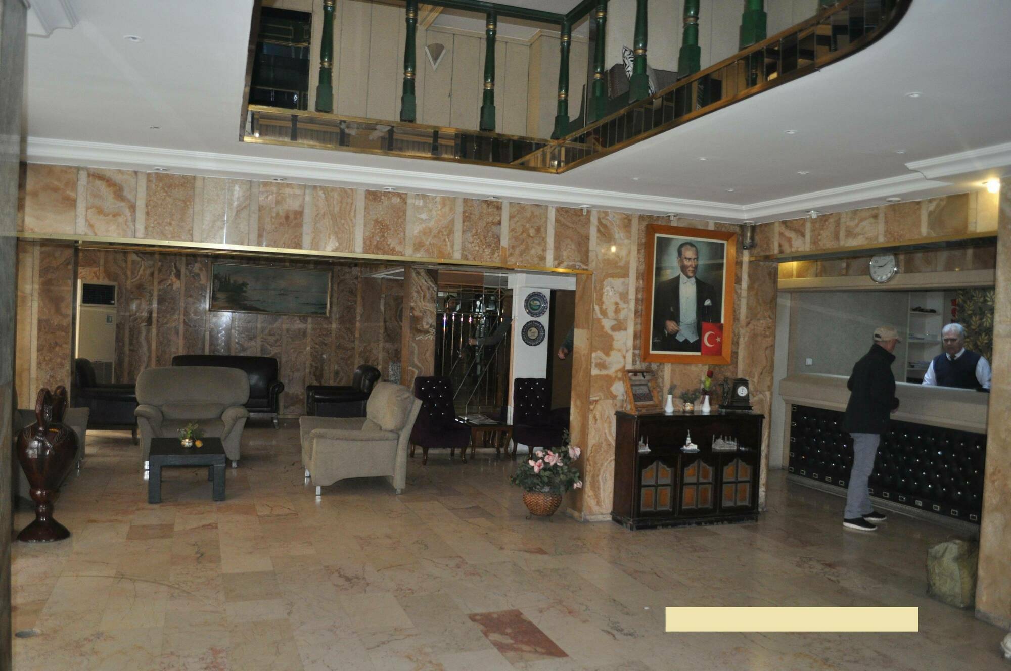 Hotel Kocaman İzmir Eksteriør bilde