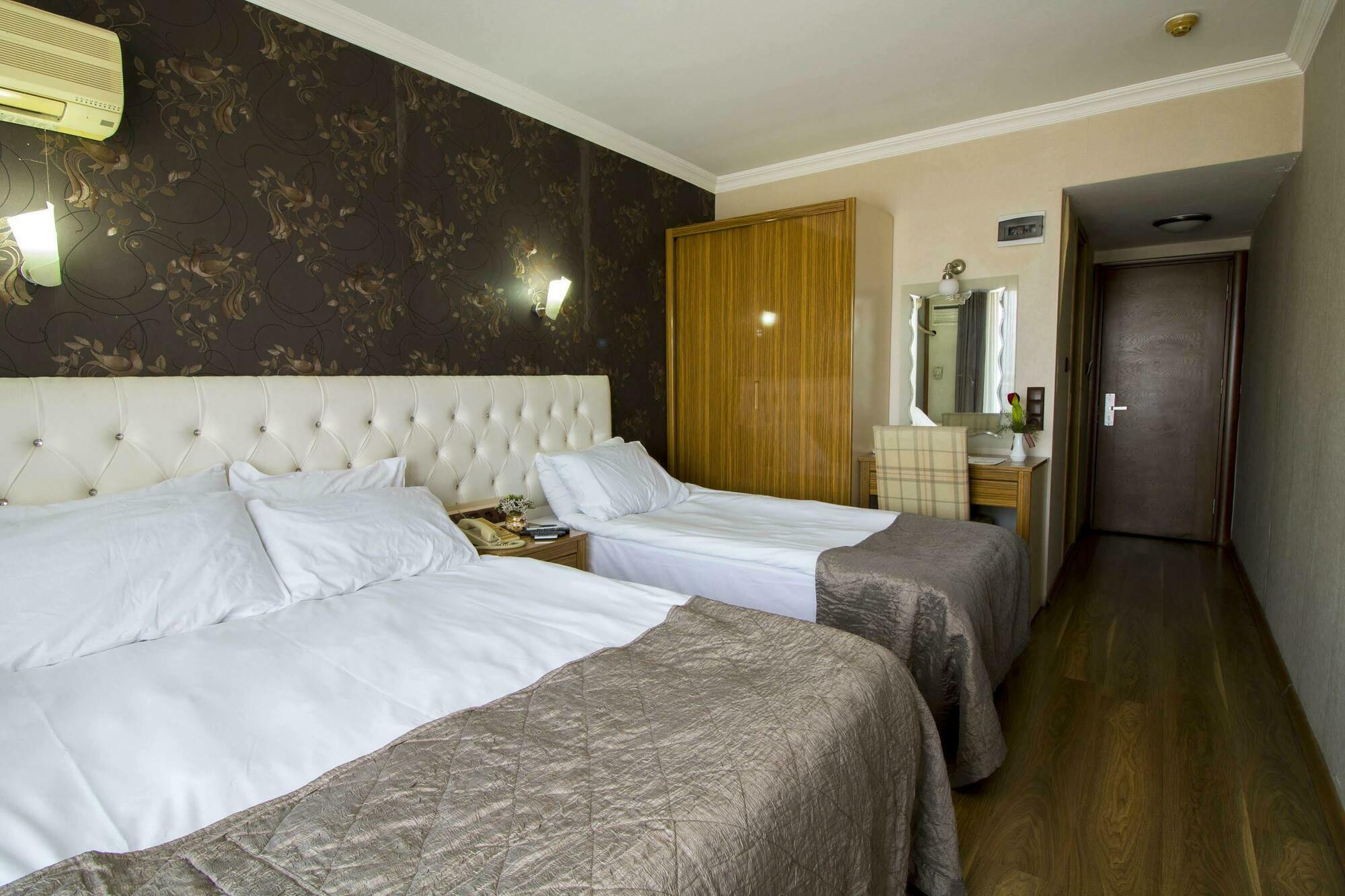 Hotel Kocaman İzmir Eksteriør bilde