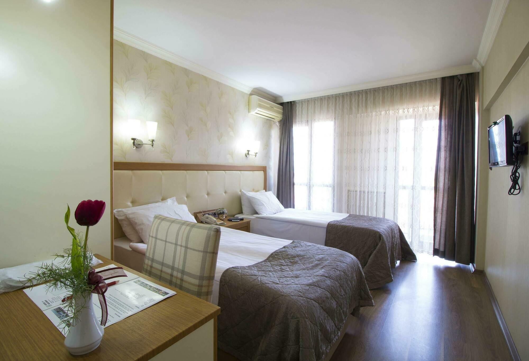 Hotel Kocaman İzmir Eksteriør bilde
