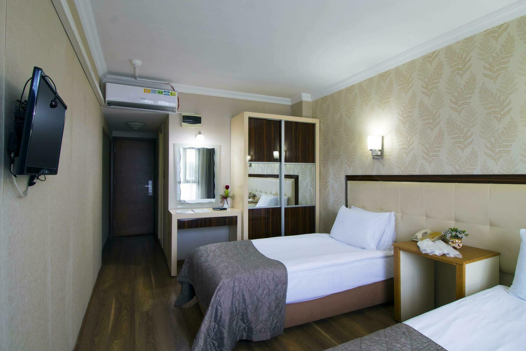 Hotel Kocaman İzmir Eksteriør bilde